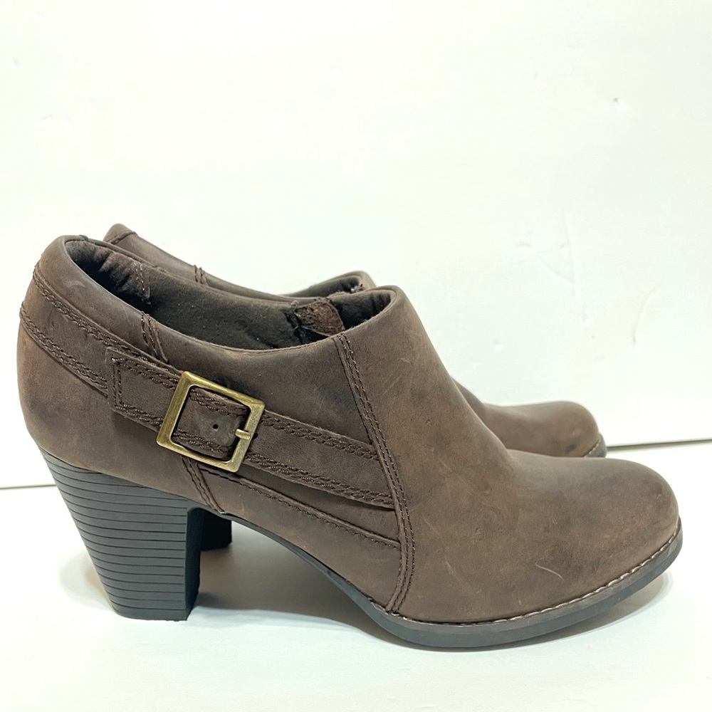 Clarks Ankle Leather Zip Up Brown Booties Women's SZ 10